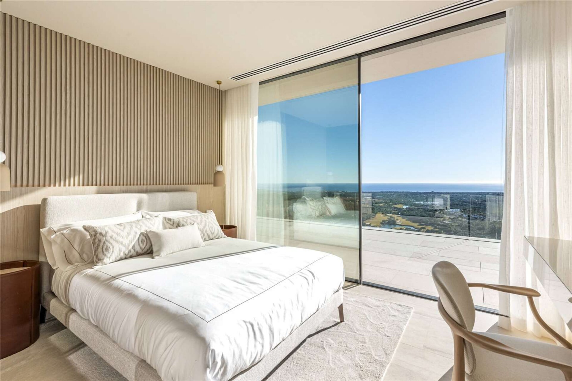 Ultra chic and modern residence flaunts 180º unparalleled views along southern Spanish coastline