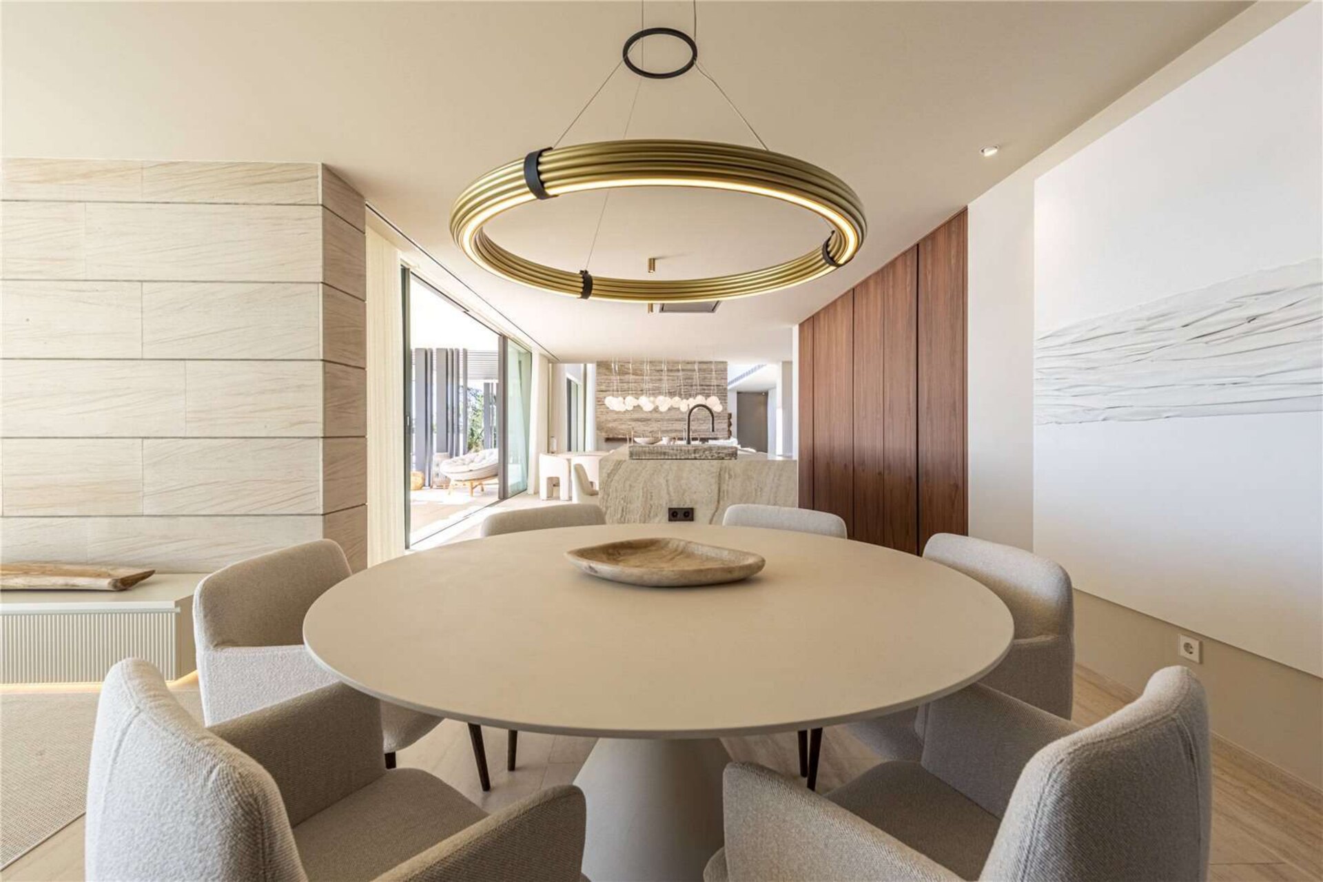 Ultra chic and modern residence flaunts 180º unparalleled views along southern Spanish coastline