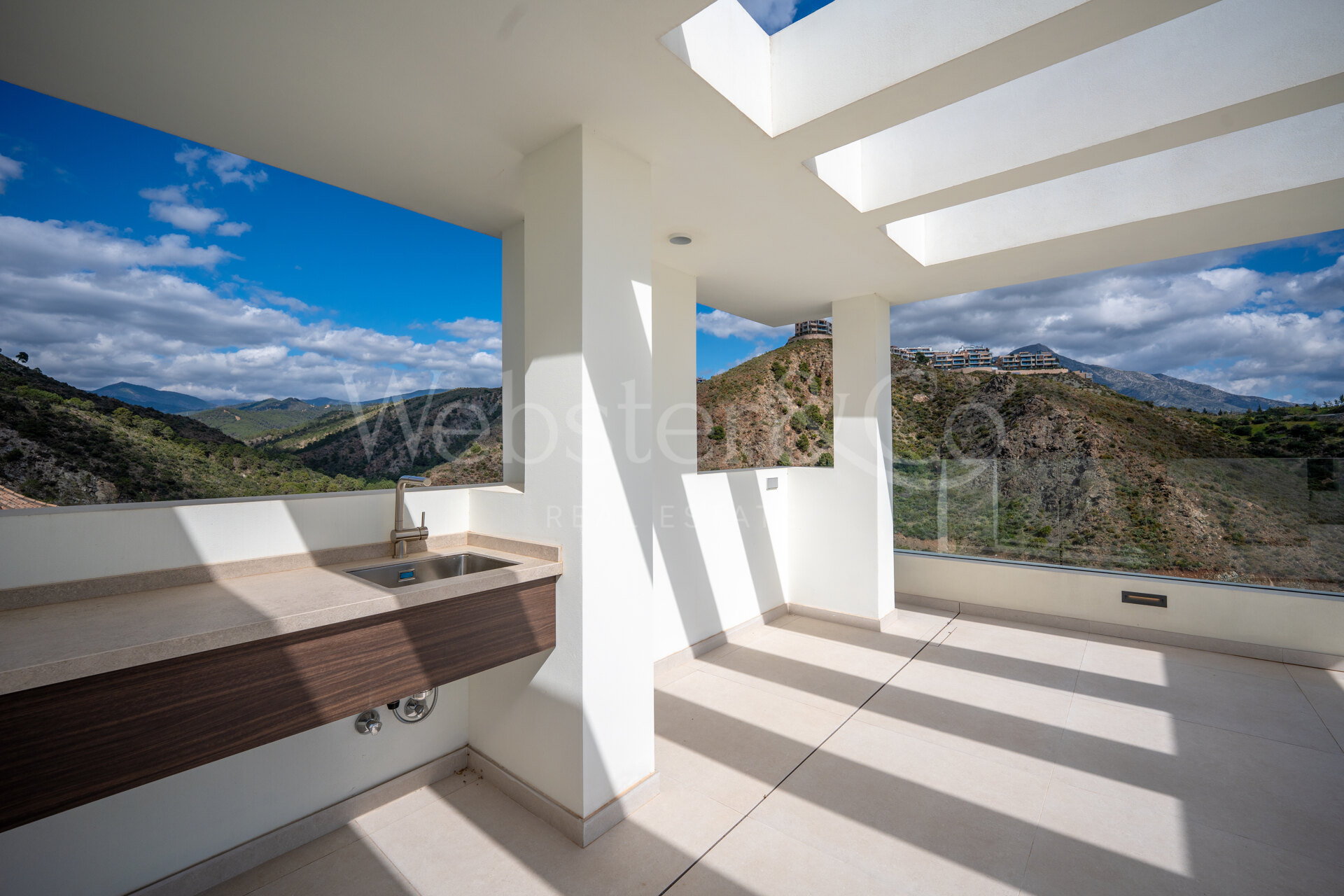 Lomas 10 – Villa Exclusiva en Lomas de La Quinta