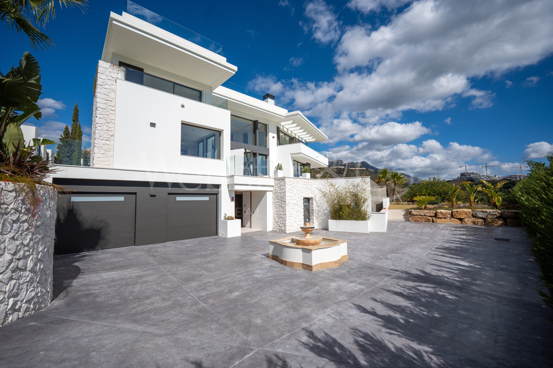 Lomas 10 – Villa Exclusiva en Lomas de La Quinta