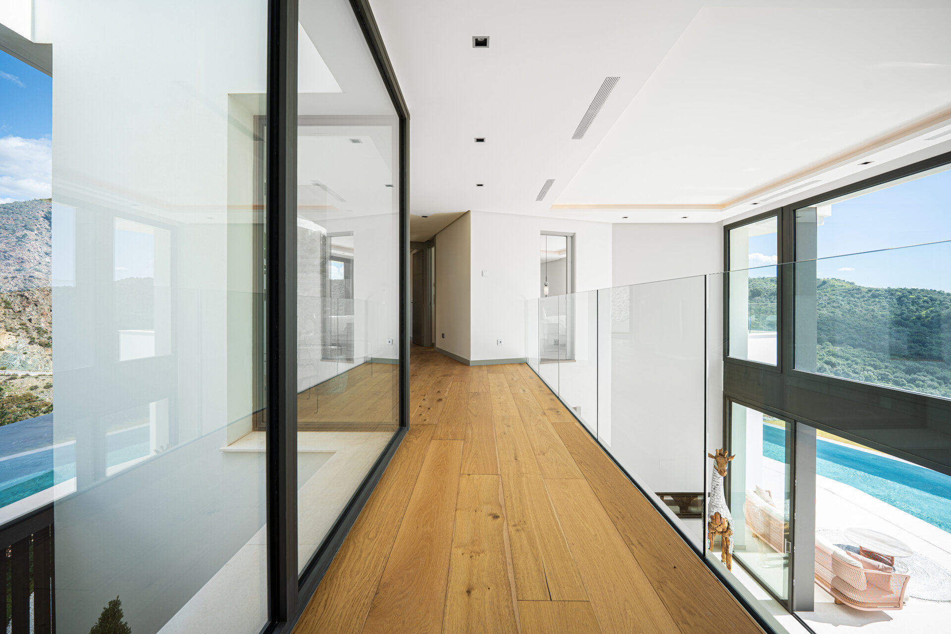 Outstanding new villa sits high above La Quinta, showcasing 360º sea and mountain views