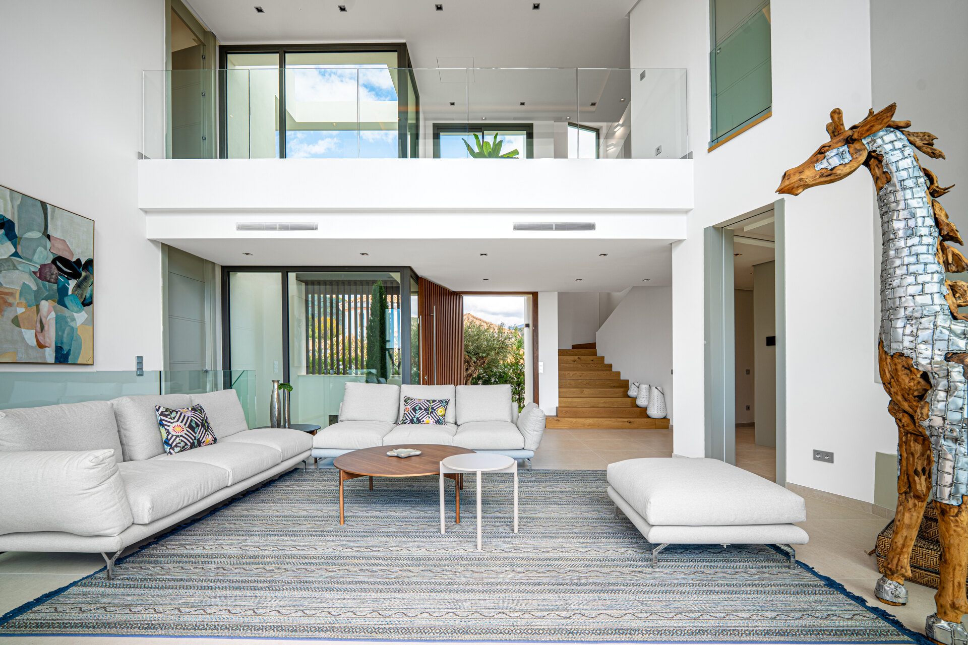 Outstanding new villa sits high above La Quinta, showcasing 360º sea and mountain views