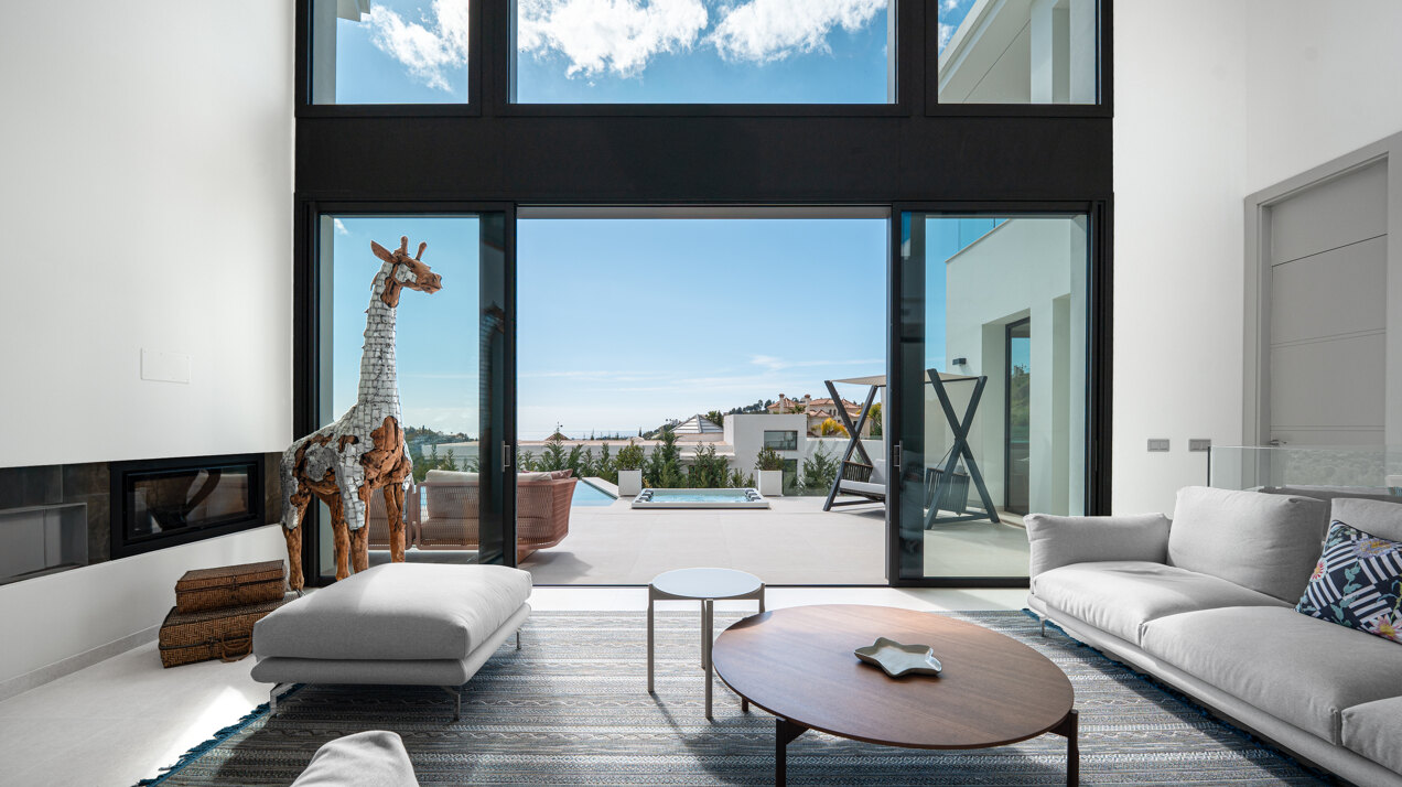 Outstanding new villa sits high above La Quinta, showcasing 360º sea and mountain views