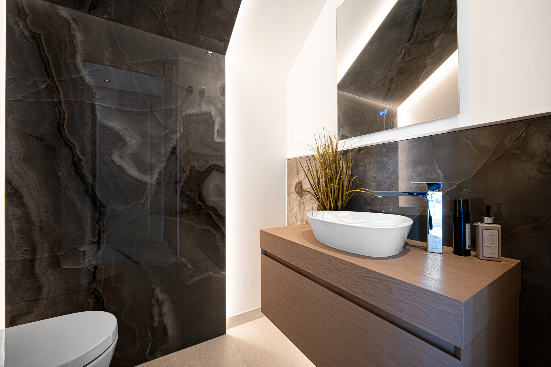 Outstanding new villa sits high above La Quinta, showcasing 360º sea and mountain views