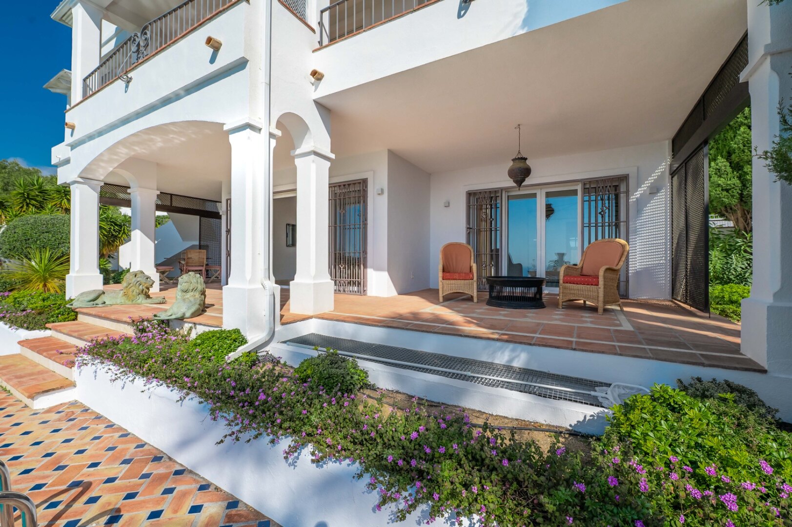 Stunning family villa with panoramic coastline views can be found in sought after area of Marbella