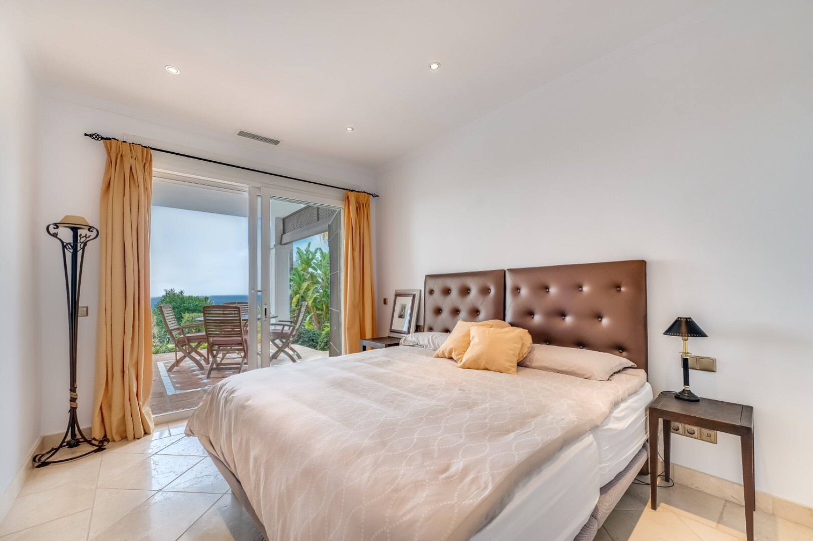 Stunning family villa with panoramic coastline views can be found in sought after area of Marbella
