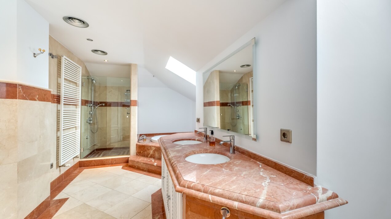 Stunning family villa with panoramic coastline views can be found in sought after area of Marbella