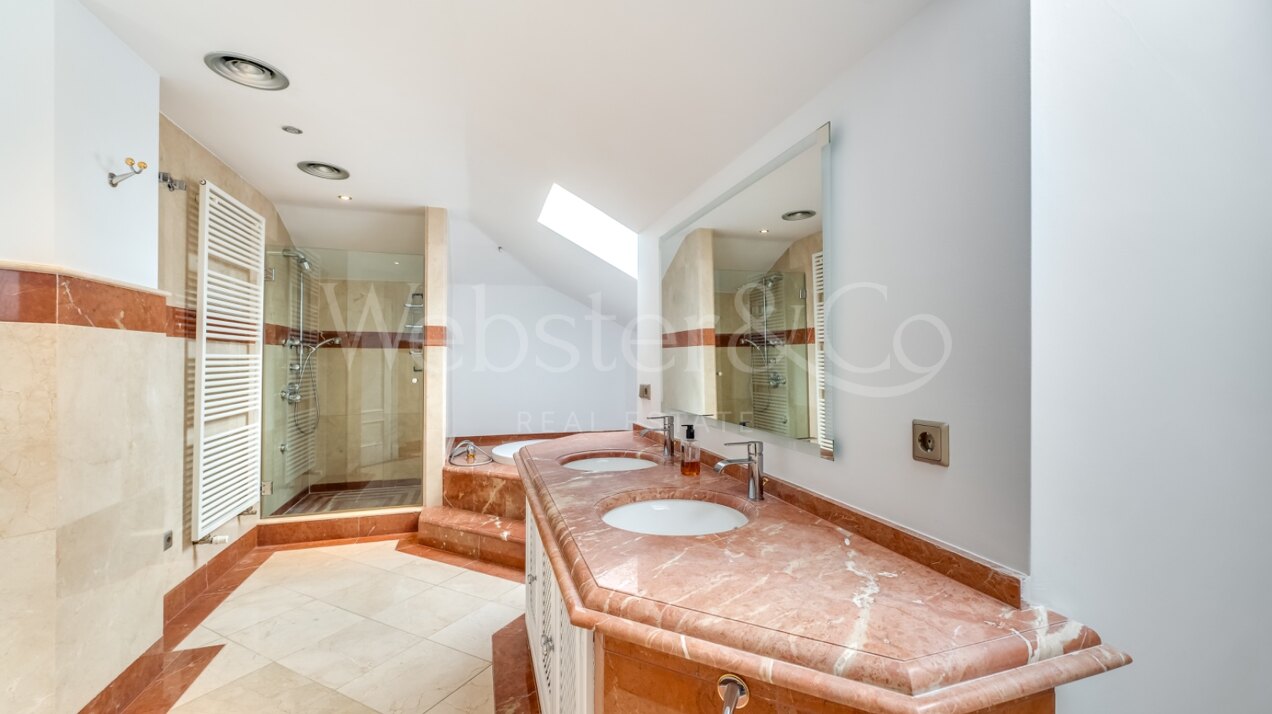 Villa Pozuelo - Superiority in Río Real Golf