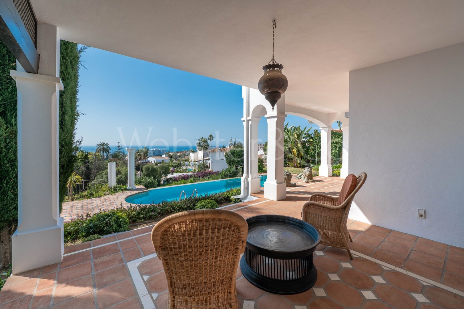 Villa Pozuelo – Exclusividad en Río Real Golf