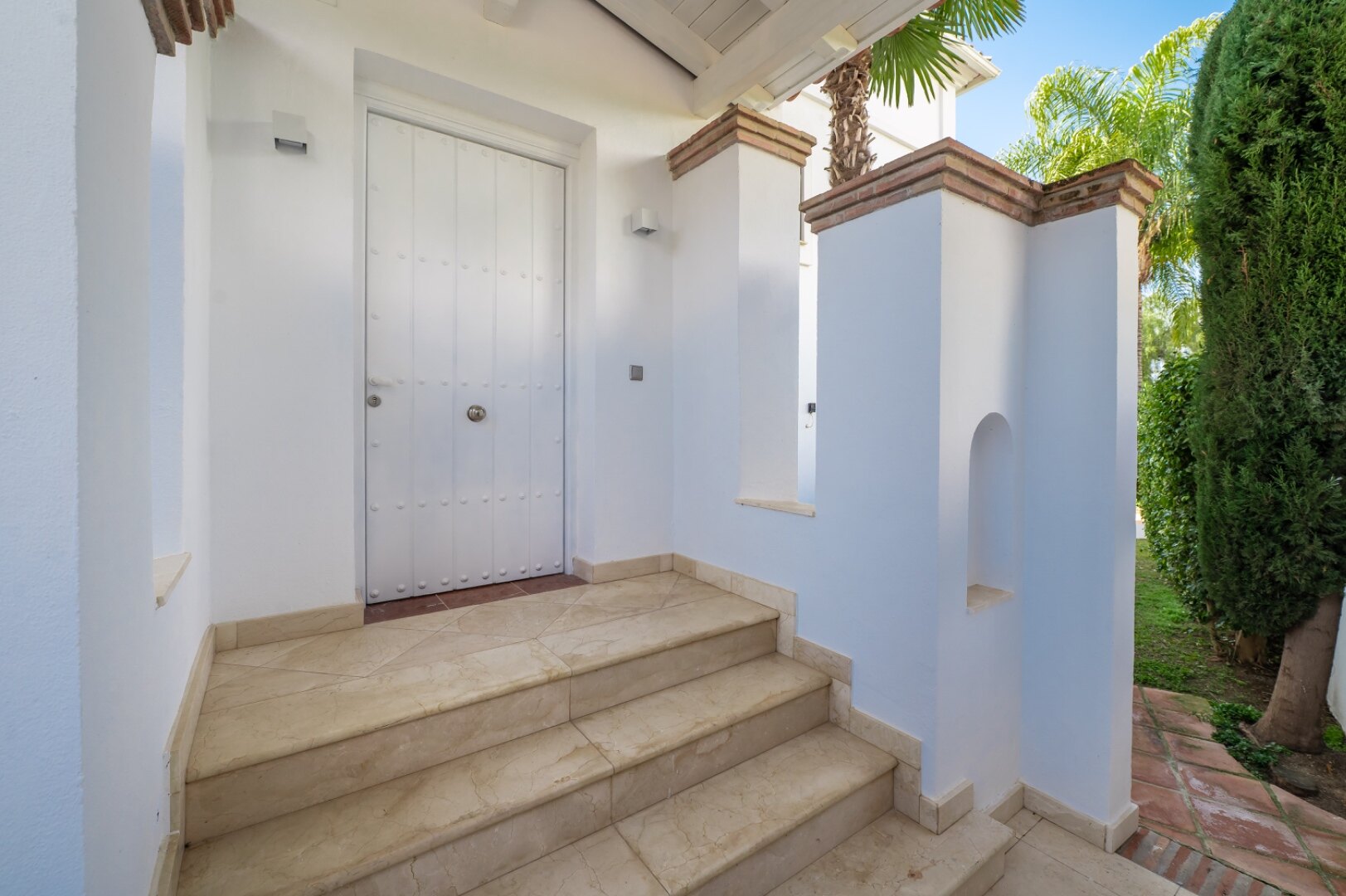Stunning family villa with panoramic coastline views can be found in sought after area of Marbella