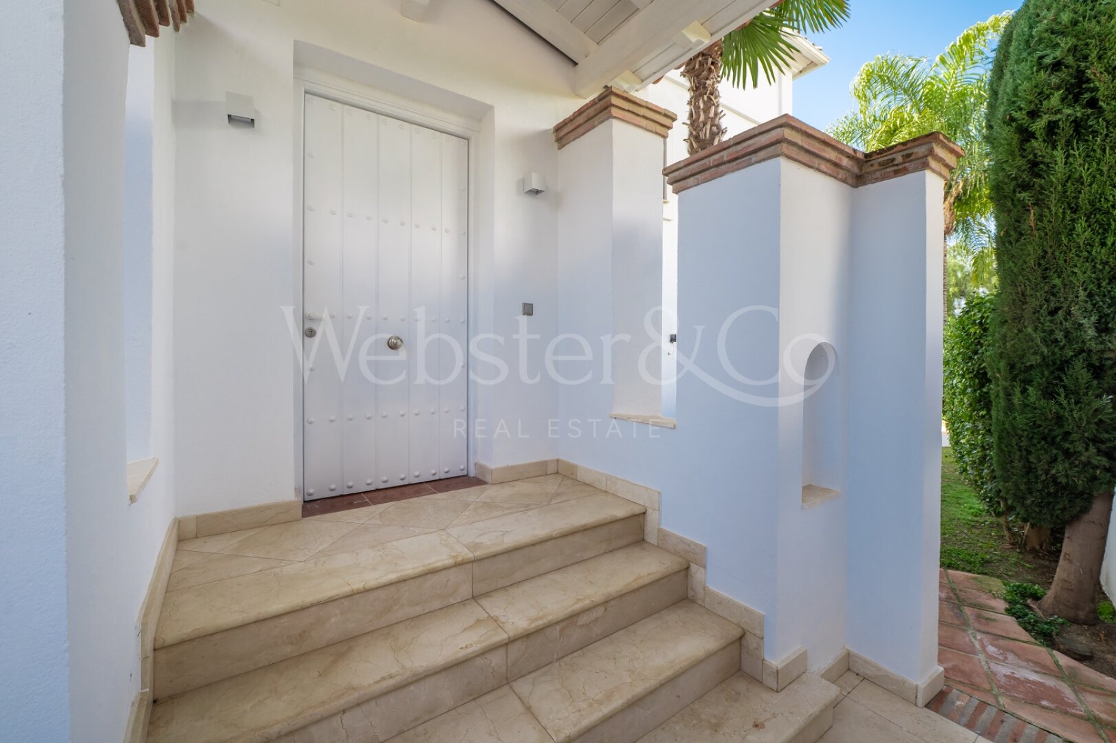 Villa Pozuelo – Exclusividad en Río Real Golf