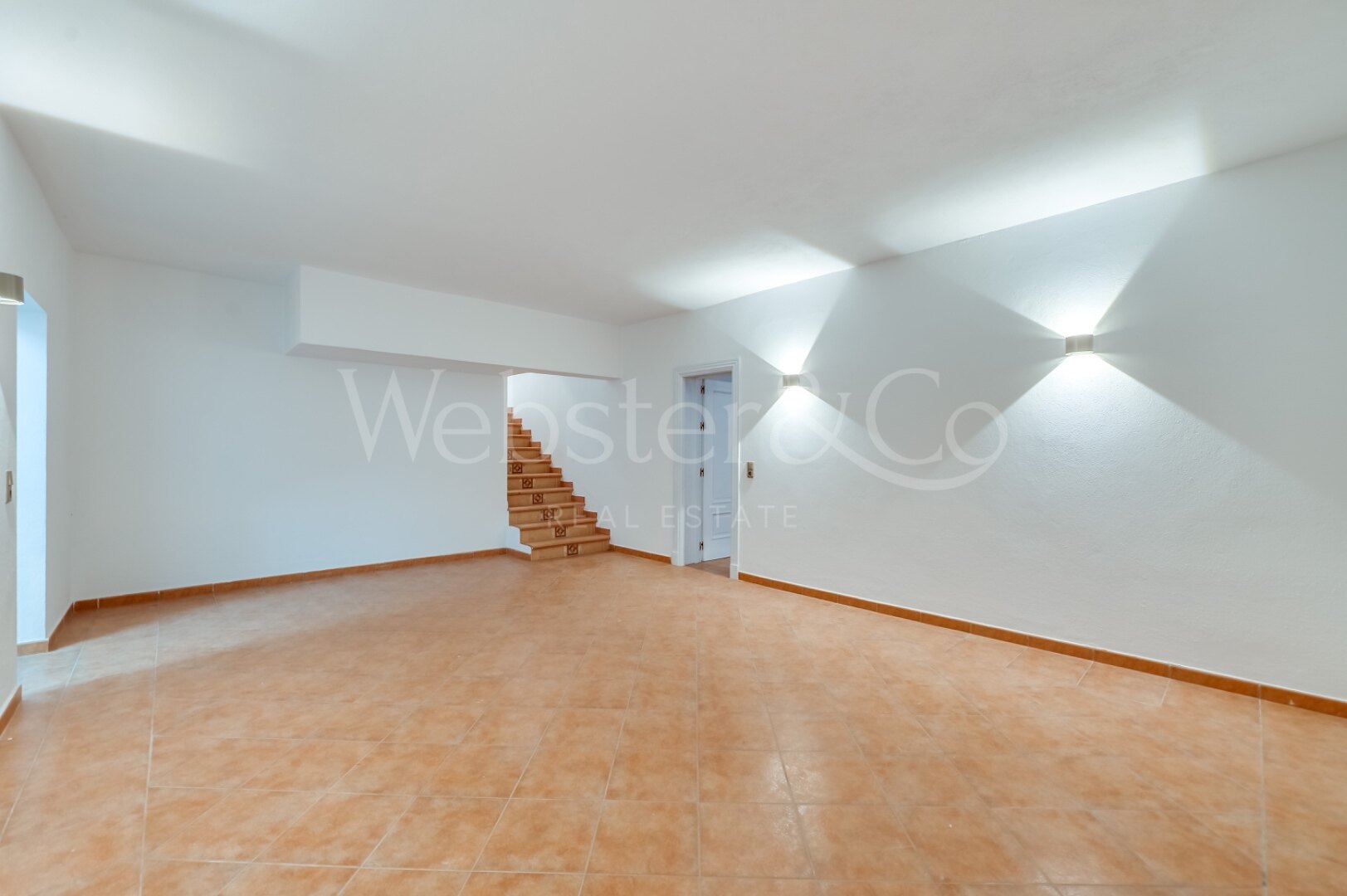 Villa Pozuelo – Exclusividad en Río Real Golf