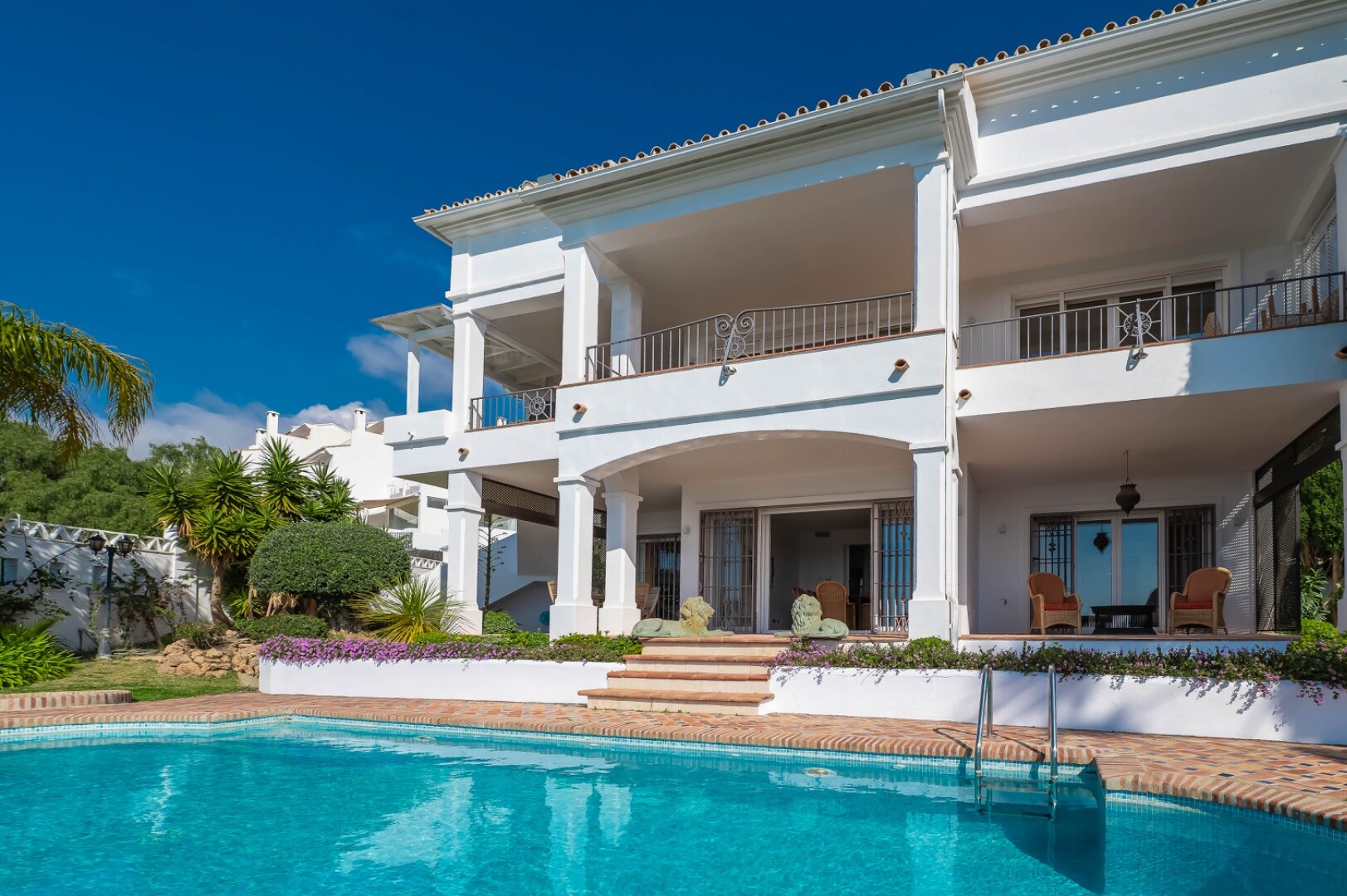 Stunning family villa with panoramic coastline views can be found in sought after area of Marbella