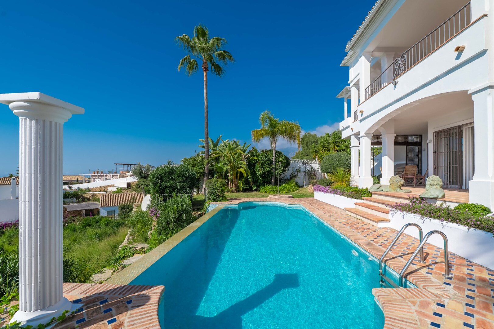 Stunning family villa with panoramic coastline views can be found in sought after area of Marbella