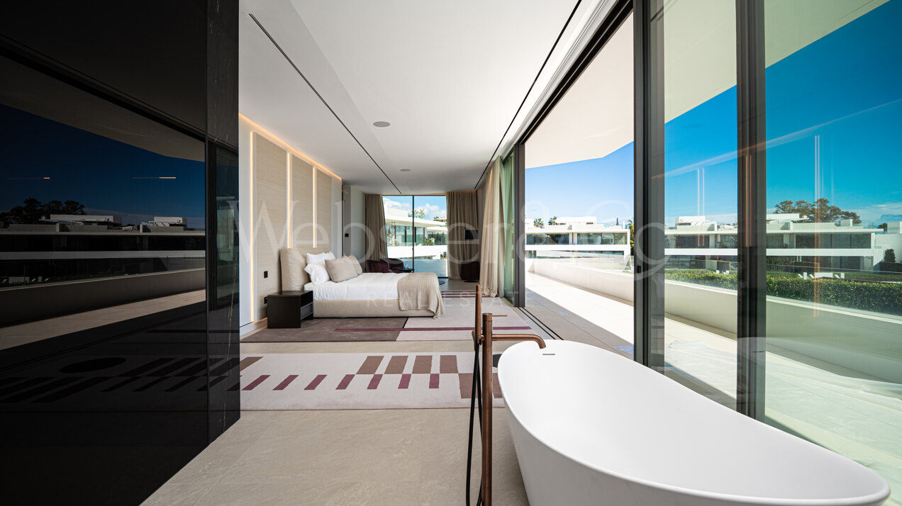 Villa Zero - Modern Luxury on the Golden Mile