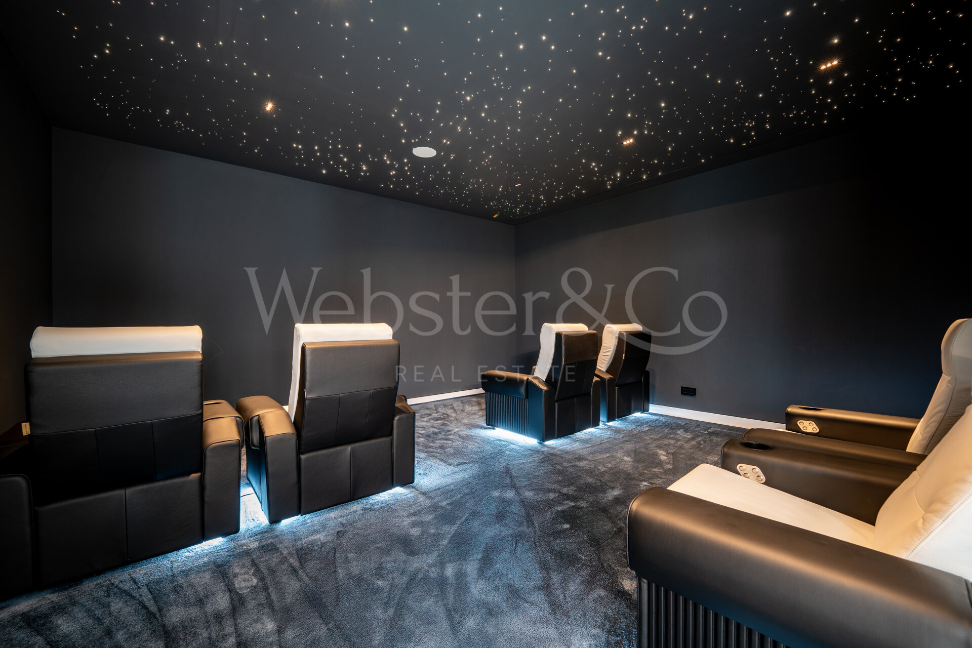 Villa Zero – Lujo moderno en la Milla de Oro