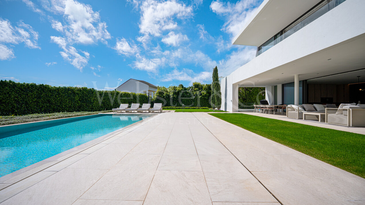 Villa Zero - Modern Luxury on the Golden Mile