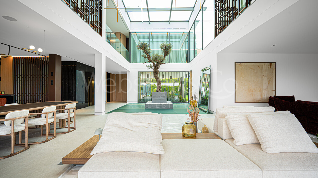 Villa Zero - Modern Luxury on the Golden Mile