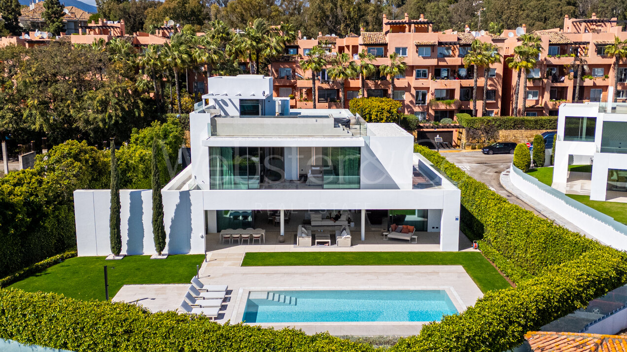 Villa Zero - Modern Luxury on the Golden Mile