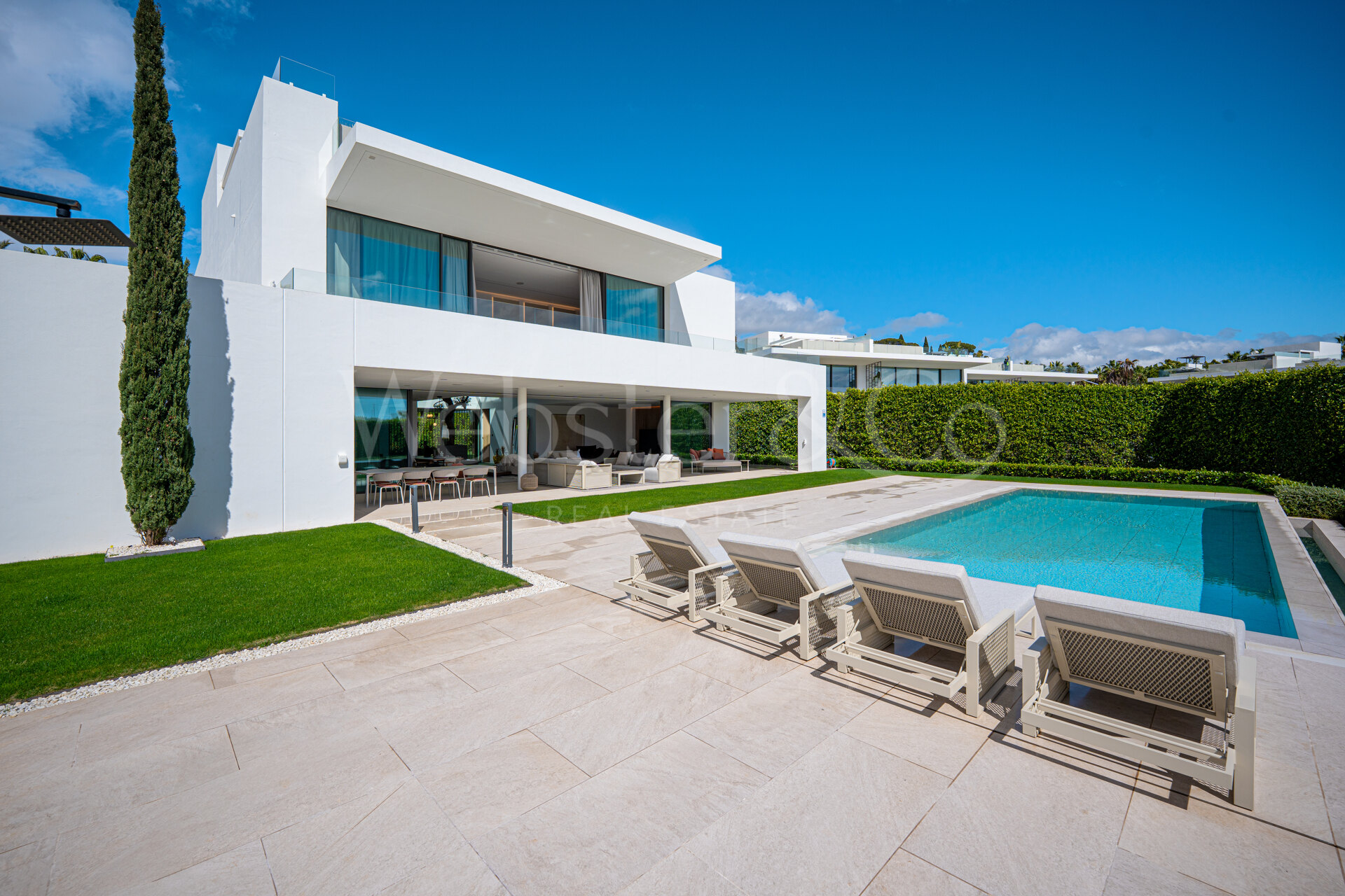 Villa Zero – Lujo moderno en la Milla de Oro