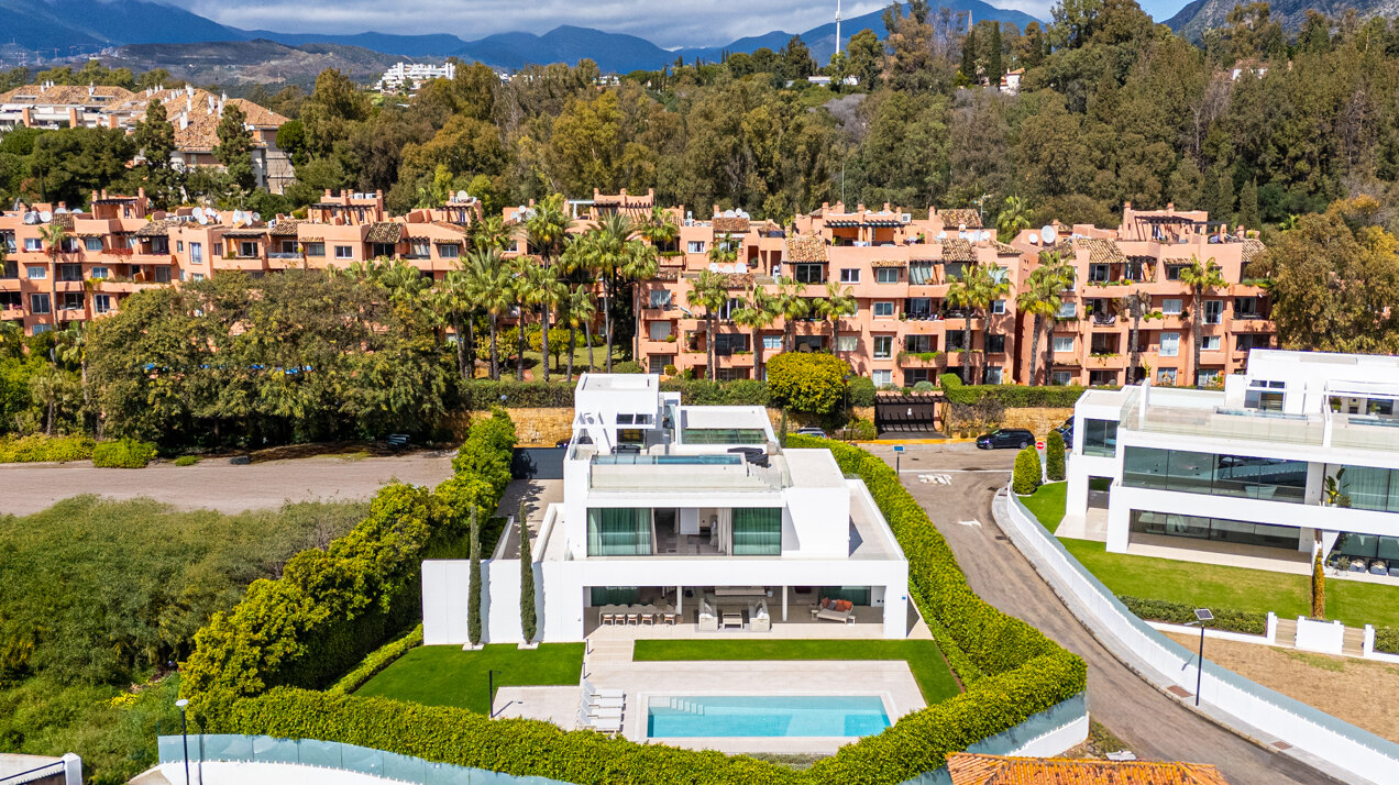 Sublimely elegant, modernistic 5 bed villa on the Golden Mile is perfect for those with impeccable style
