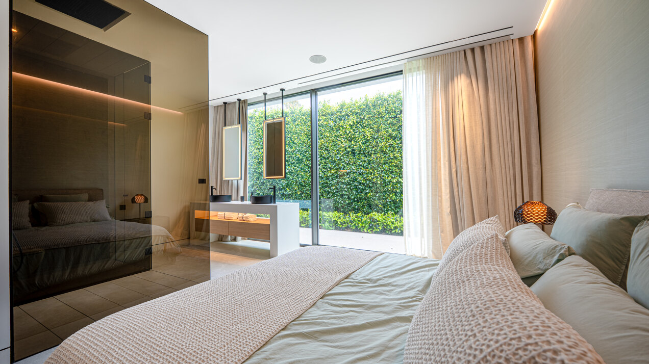 Sublimely elegant, modernistic 5 bed villa on the Golden Mile is perfect for those with impeccable style