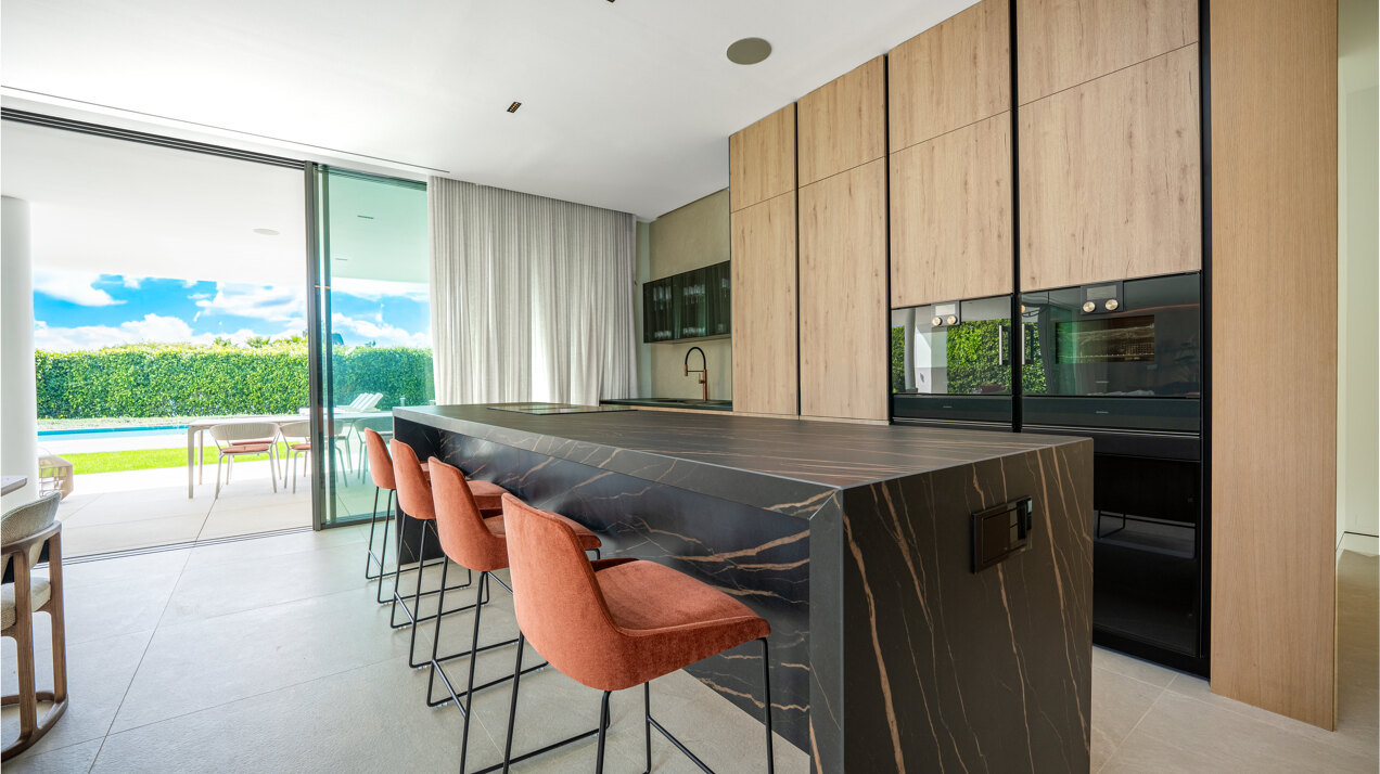 Sublimely elegant, modernistic 5 bed villa on the Golden Mile is perfect for those with impeccable style