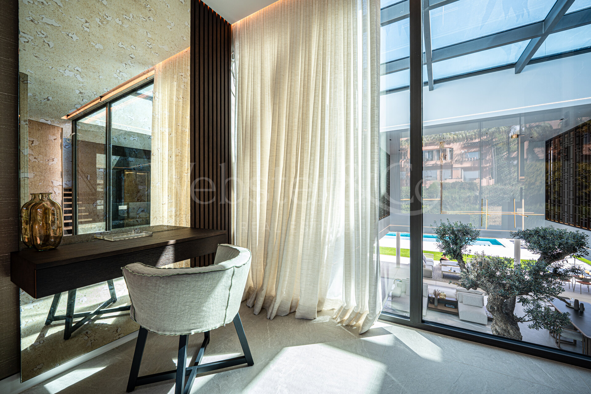 Villa Zero – Lujo moderno en la Milla de Oro