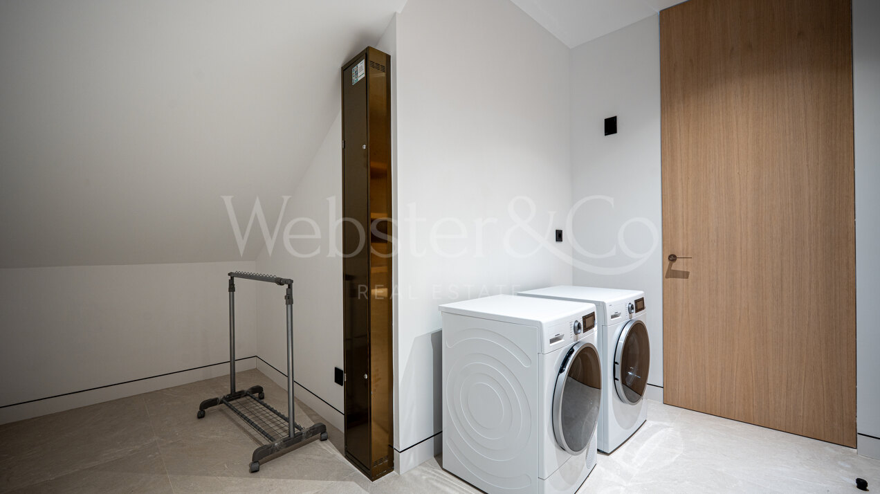 Villa Zero - Modern Luxury on the Golden Mile