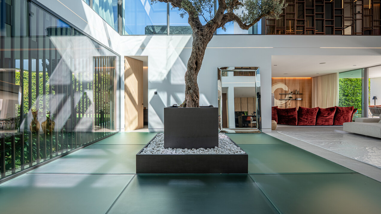 Sublimely elegant, modernistic 5 bed villa on the Golden Mile is perfect for those with impeccable style