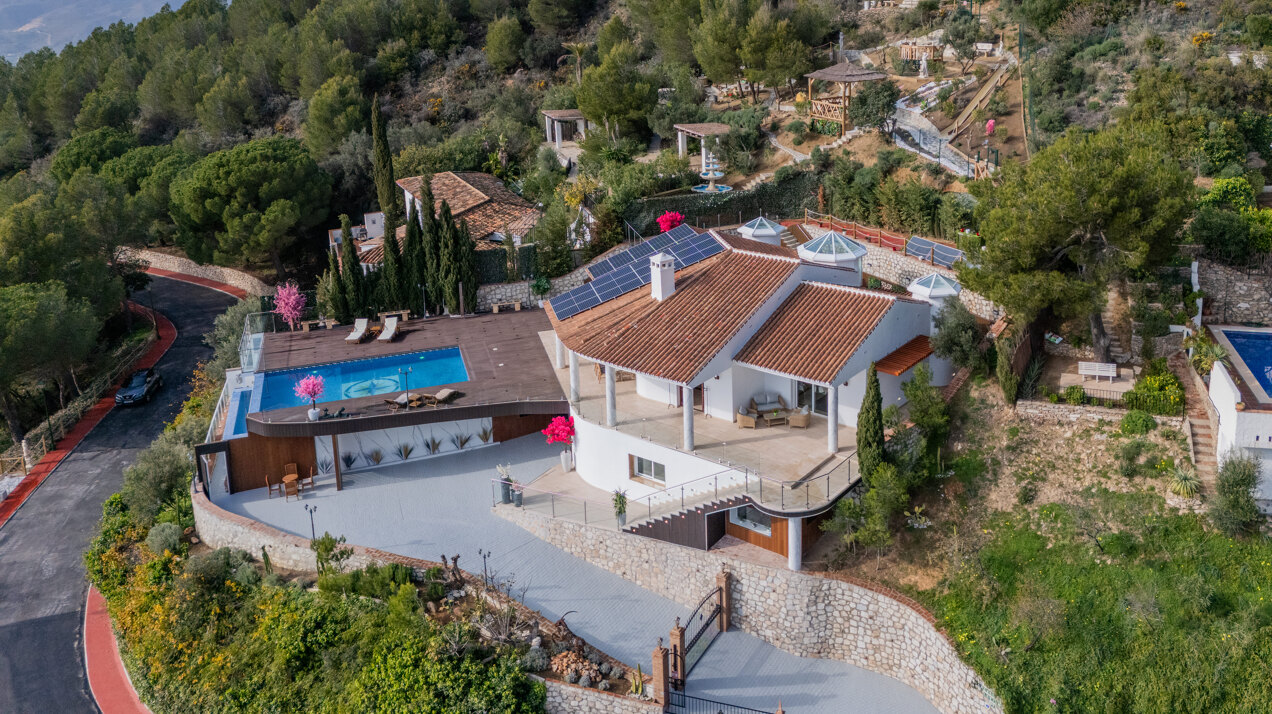 Expansive 7 bedroom villa in Mijas offers endless mountain and sea views and even has its own park