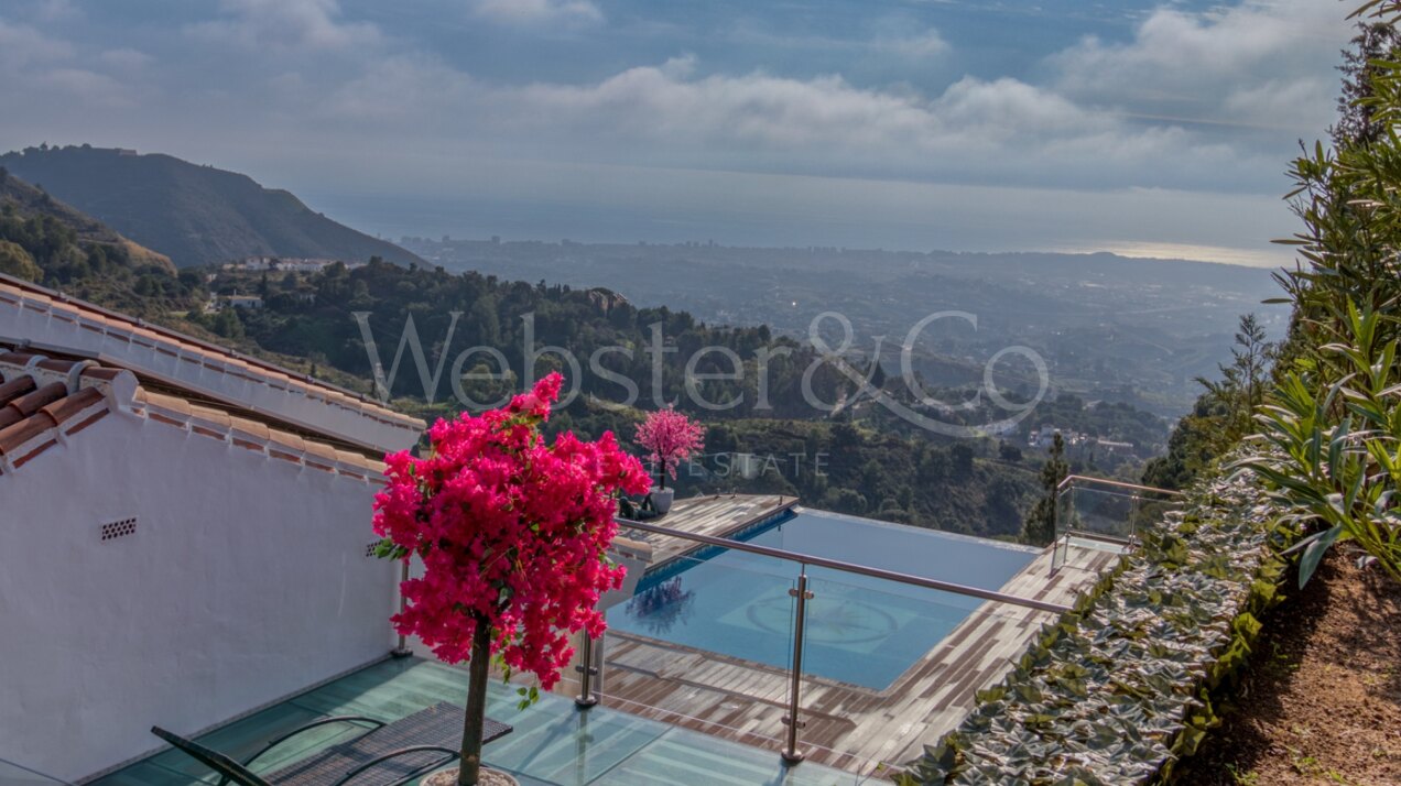 Villa Skyline - Grand Property Overlooking Mijas