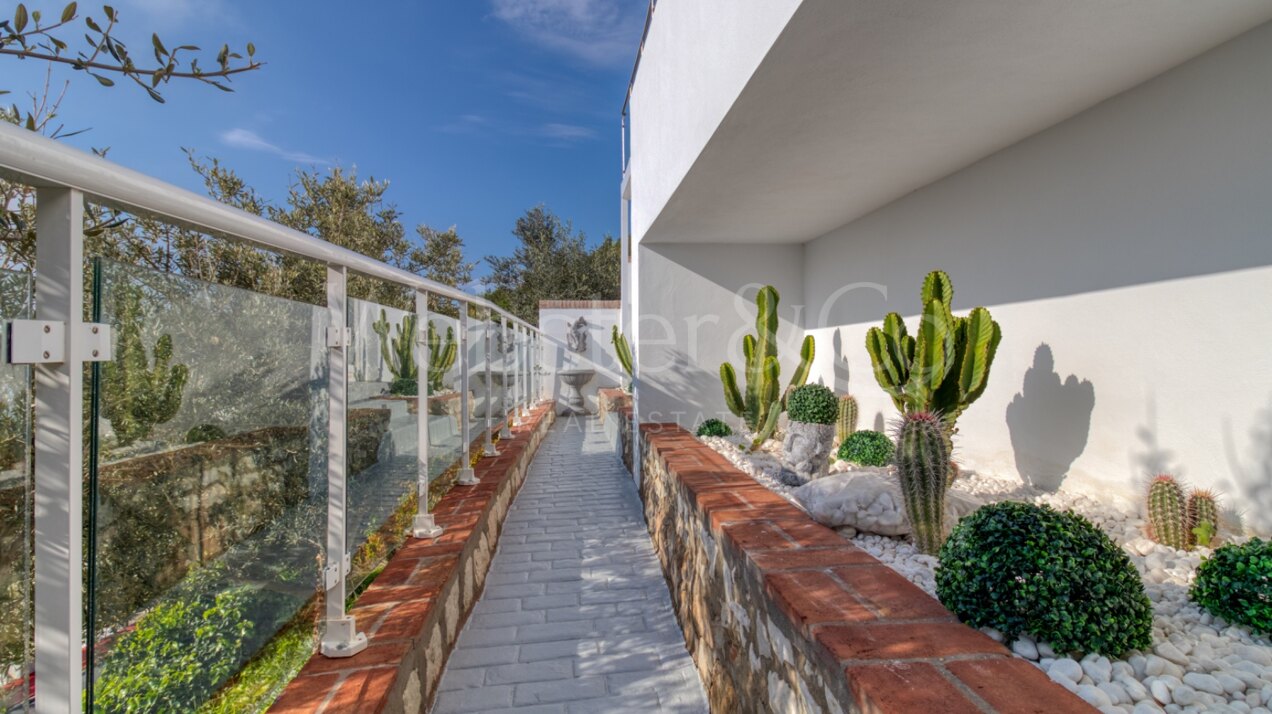 Villa Skyline - Grand Property Overlooking Mijas