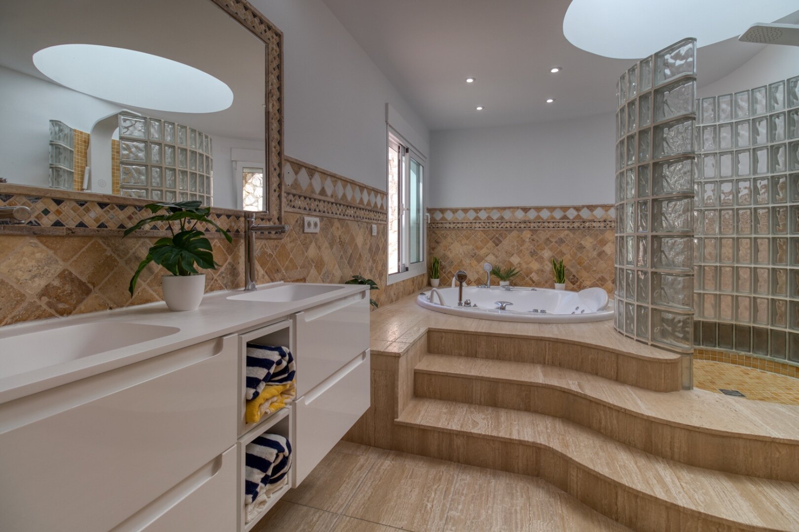 Expansive 7 bedroom villa in Mijas offers endless mountain and sea views and even has its own park