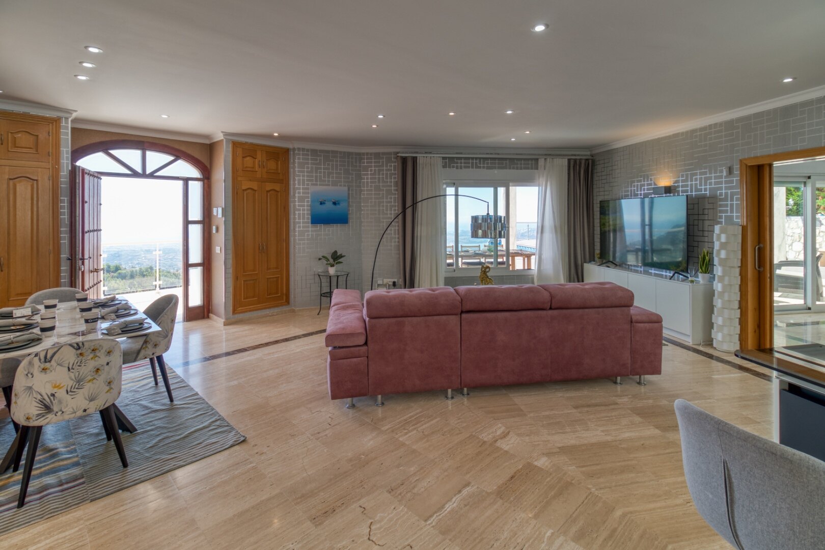 Expansive 7 bedroom villa in Mijas offers endless mountain and sea views and even has its own park