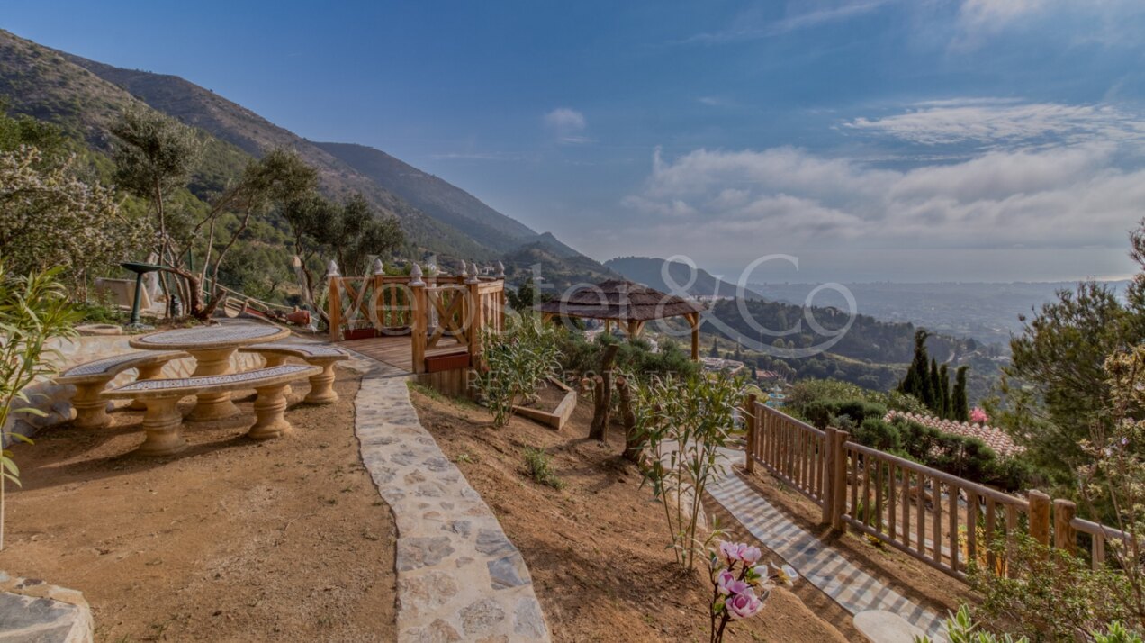 Villa Skyline - Grand Property Overlooking Mijas