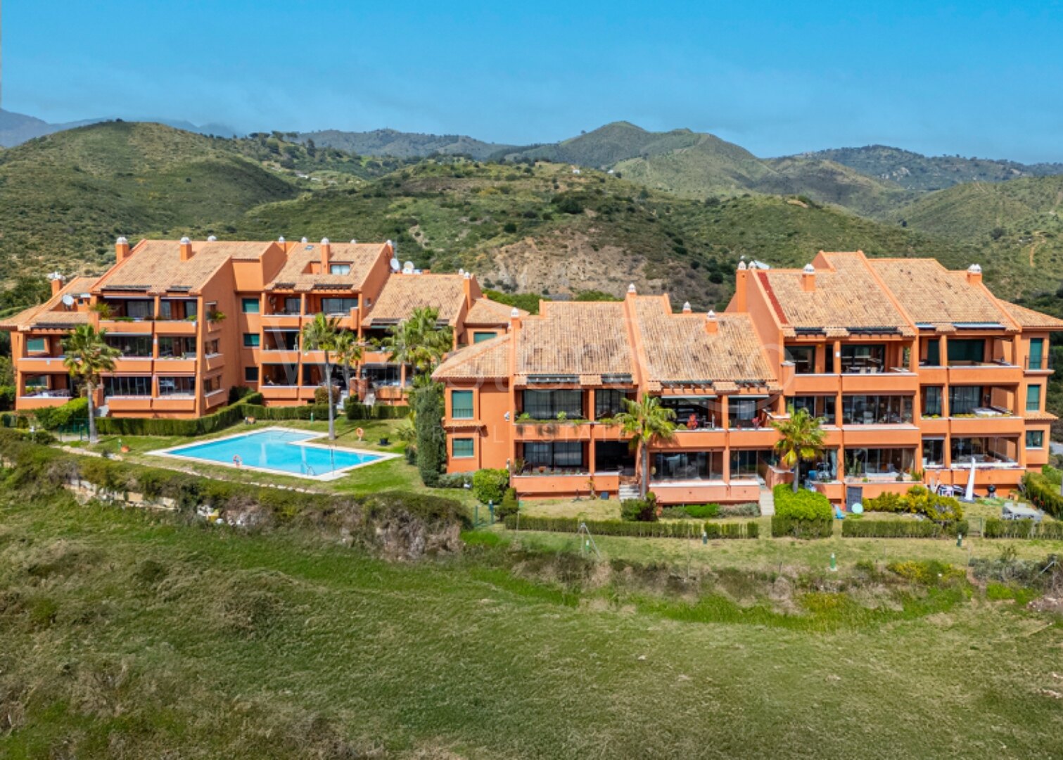 Penthouse La Vista - Gated Complex in Marbella