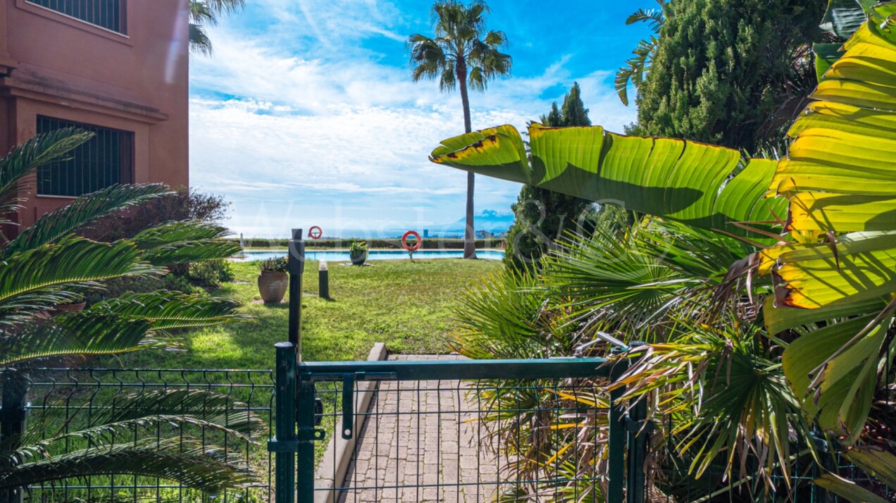 Penthouse La Vista - Gated Complex in Marbella