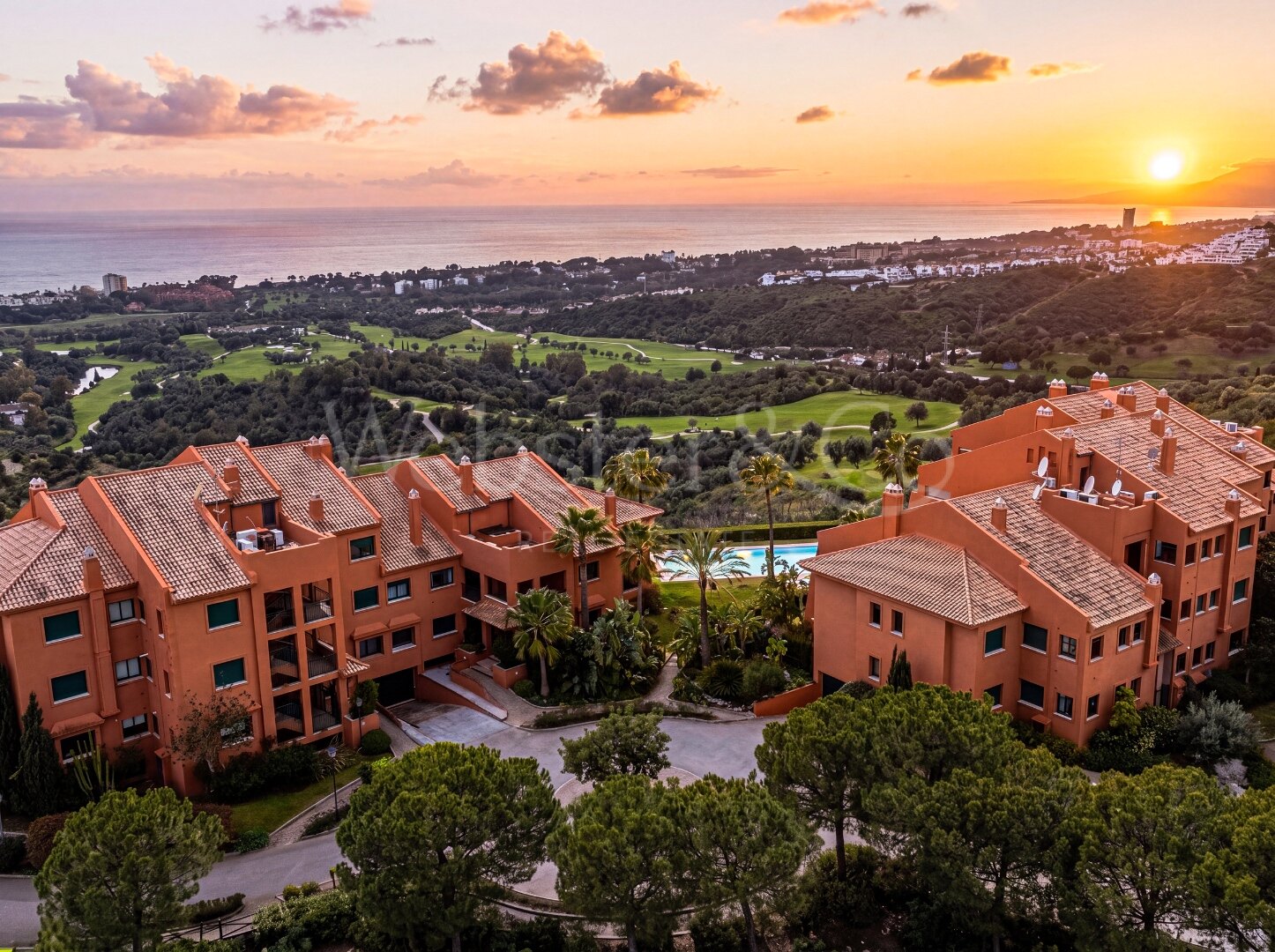 Penthouse La Vista - Gated Complex in Marbella
