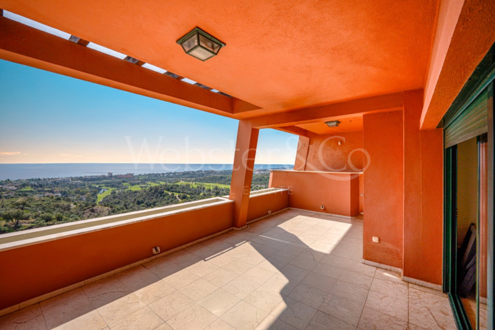 Penthouse La Vista - Gated Complex in Marbella