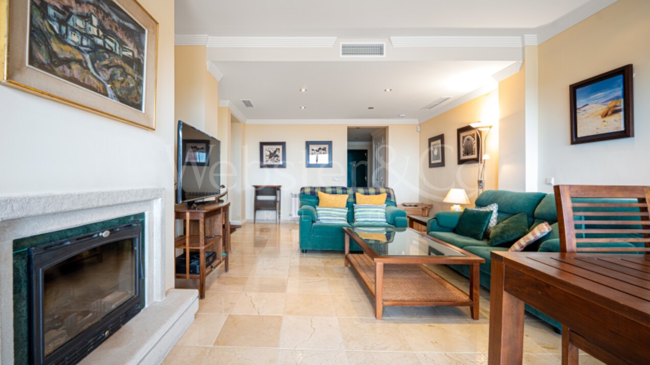 Penthouse La Vista - Gated Complex in Marbella