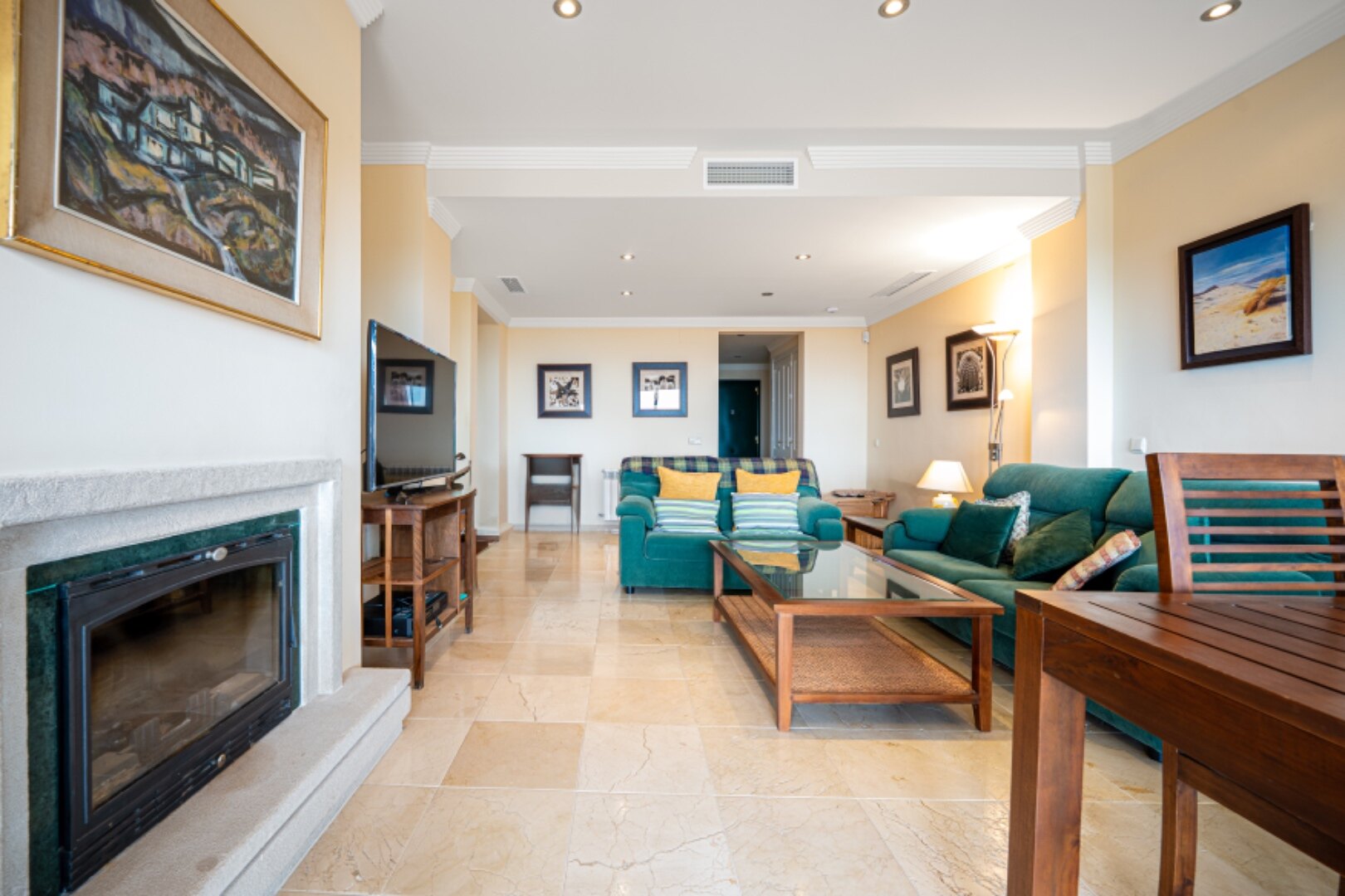 Breathtaking views from 2 bed penthouse that encompass golf, mountain and uninterrupted sea views