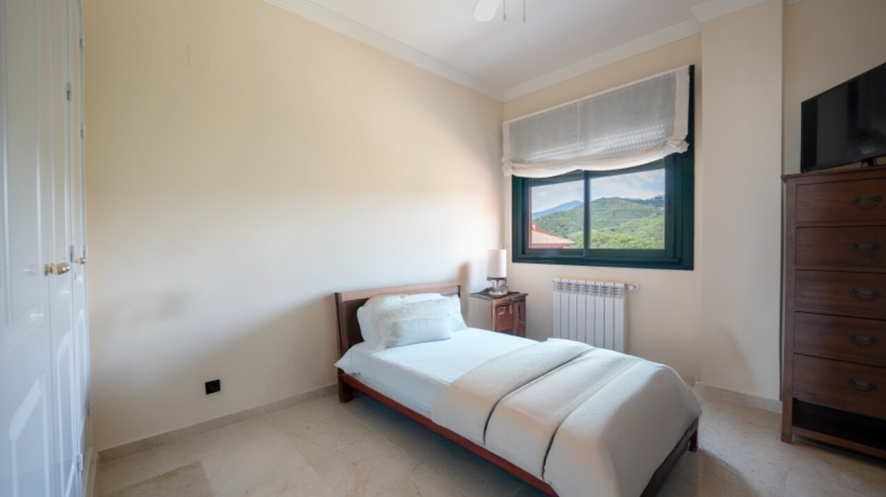 Breathtaking views from 2 bed penthouse that encompass golf, mountain and uninterrupted sea views