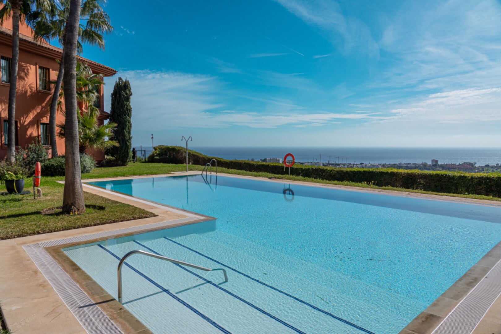 Breathtaking views from 2 bed penthouse that encompass golf, mountain and uninterrupted sea views