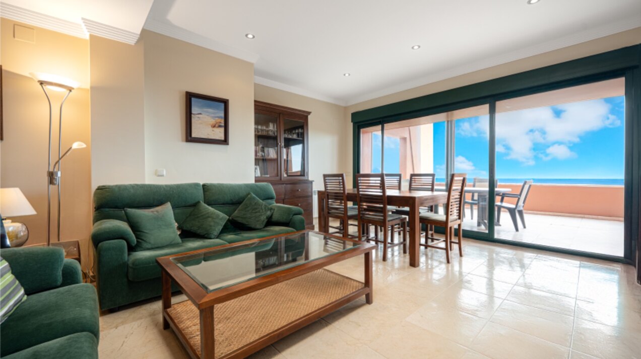 Breathtaking views from 2 bed penthouse that encompass golf, mountain and uninterrupted sea views