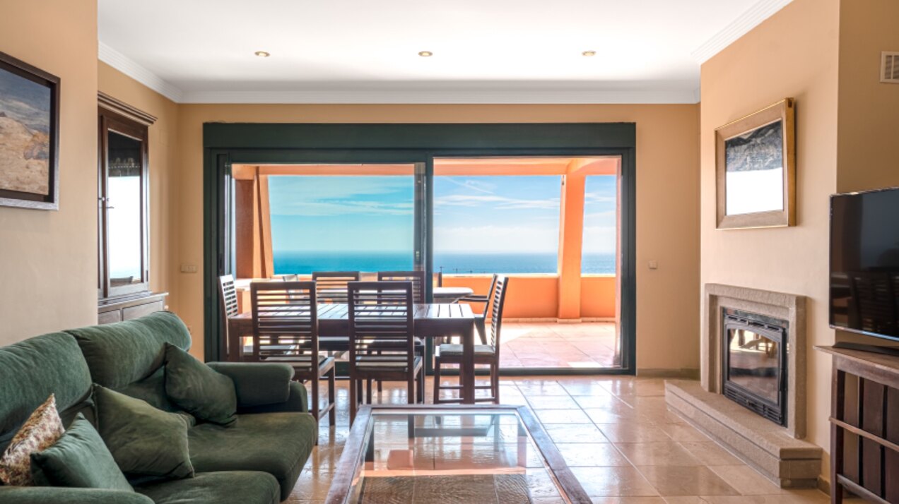Breathtaking views from 2 bed penthouse that encompass golf, mountain and uninterrupted sea views