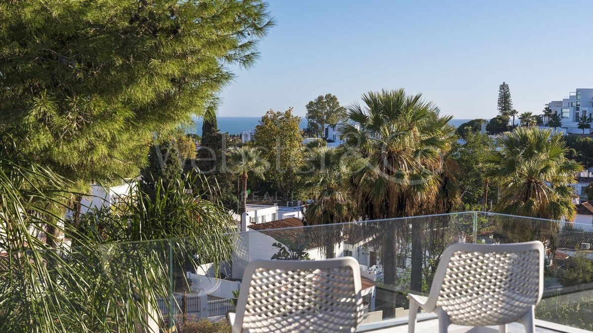 Casa Gina - Modern Villa in Nueva Andalucía