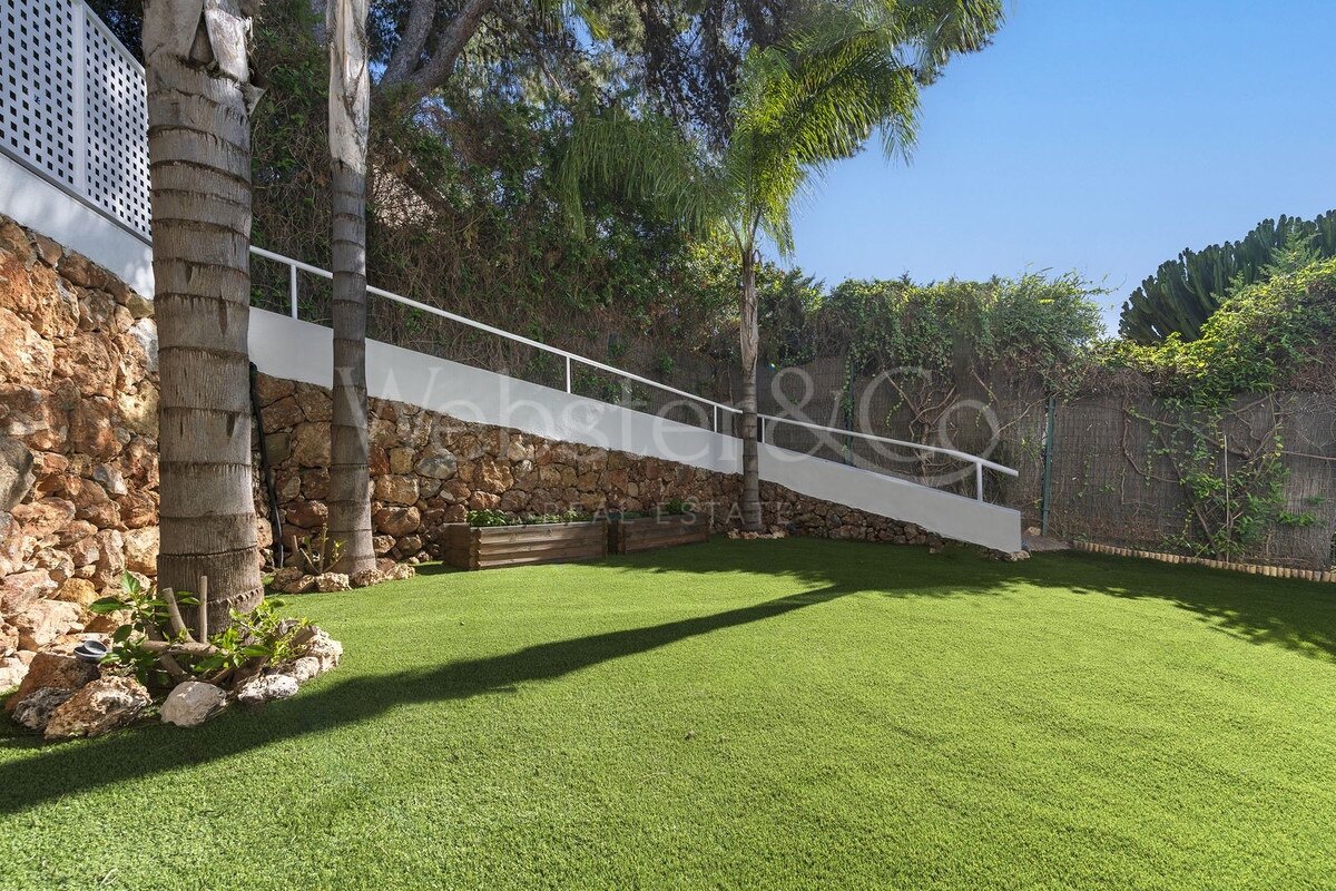 Casa Gina - Modern Villa in Nueva Andalucía