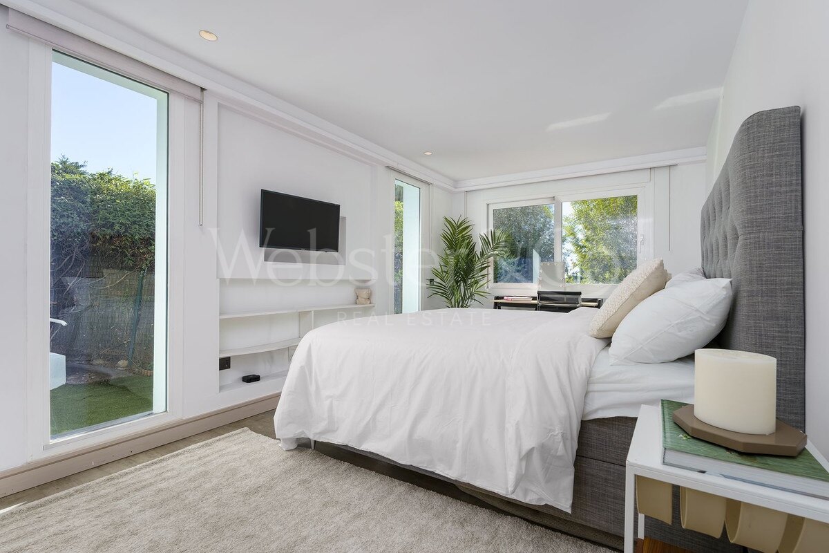 Casa Gina - Modern Villa in Nueva Andalucía