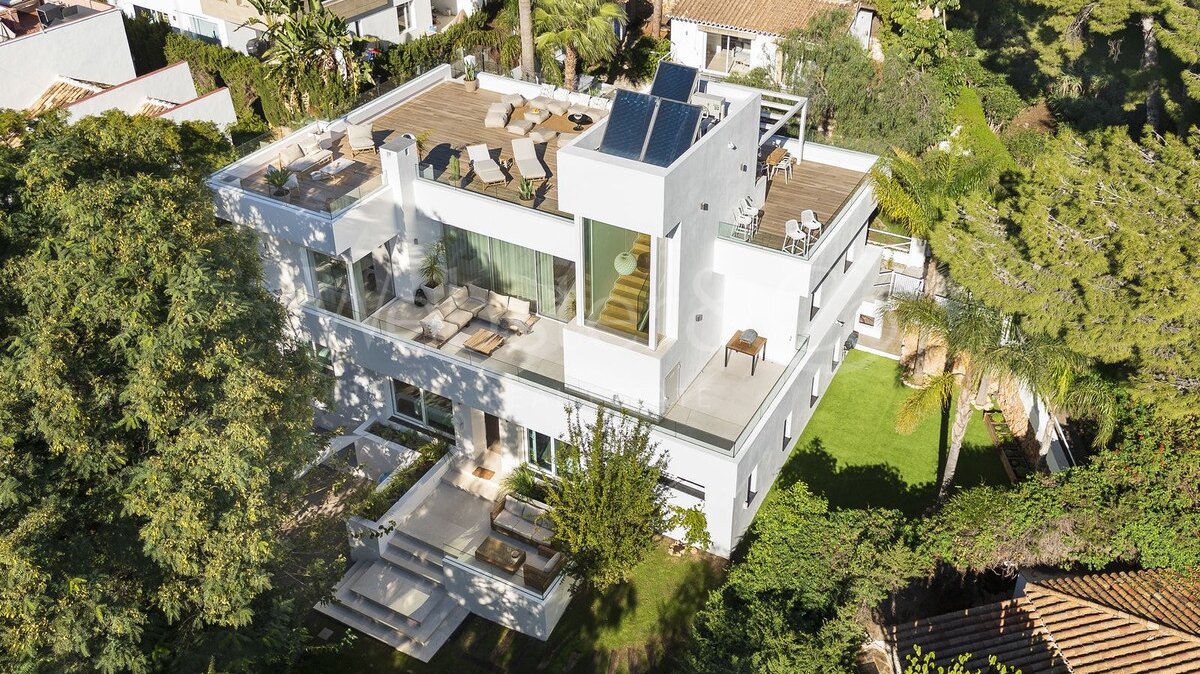 Casa Gina - Modern Villa in Nueva Andalucía